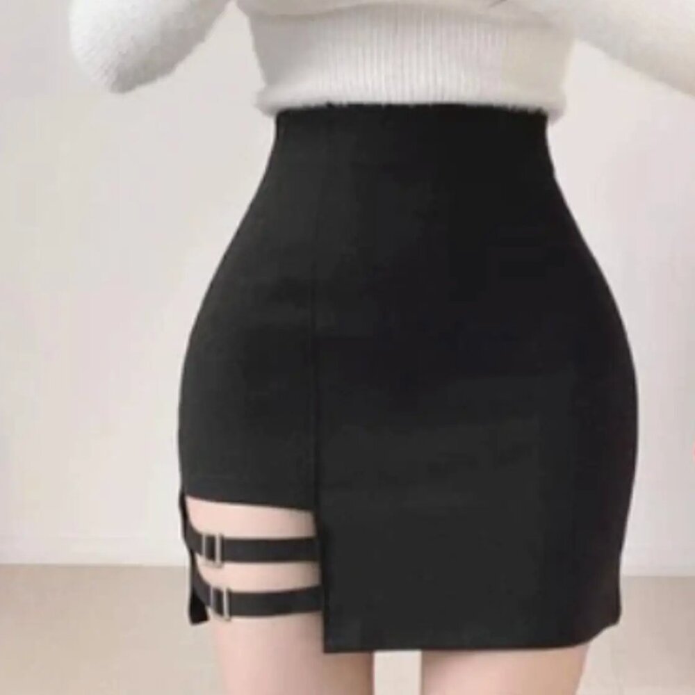 Black Mini Skirt (NEW)